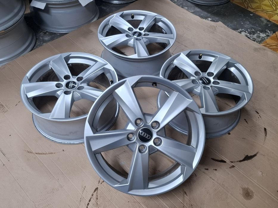 Jante R 17 Originale Audi Q2 GA R17  Q3 A3 A4  A6