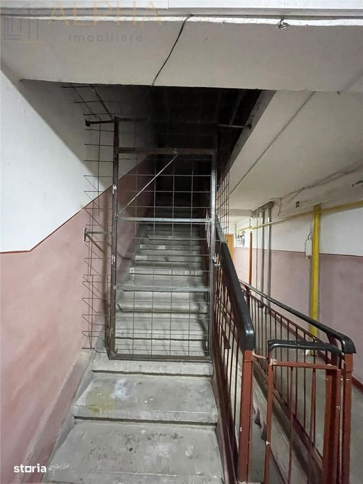 Garsonieră decomandată de vânzare – Bistrița, str.
