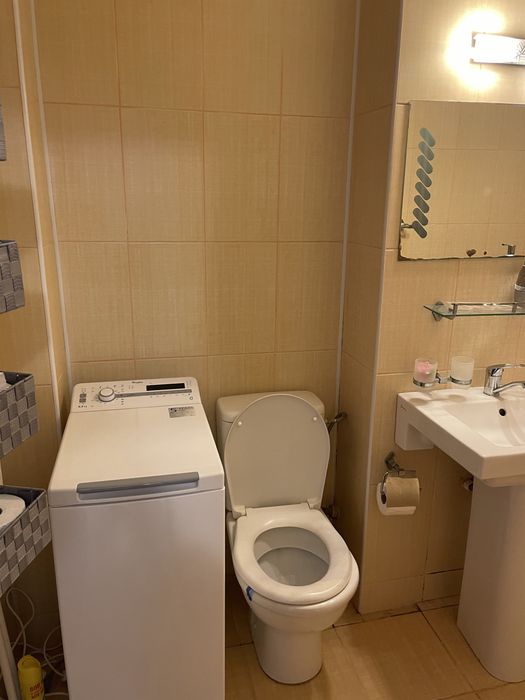 Inchiriez app 2 camere zona Zoo