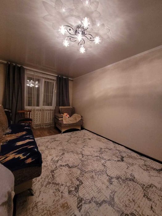 Продам 1 комнатную квартиру в 20-ом микро-районе