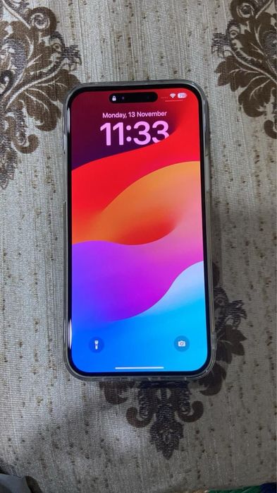 Iphone 15 pro с гарантией.