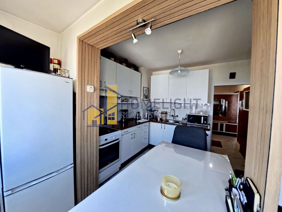 Двустаен апартамент в кв. Люлин 1