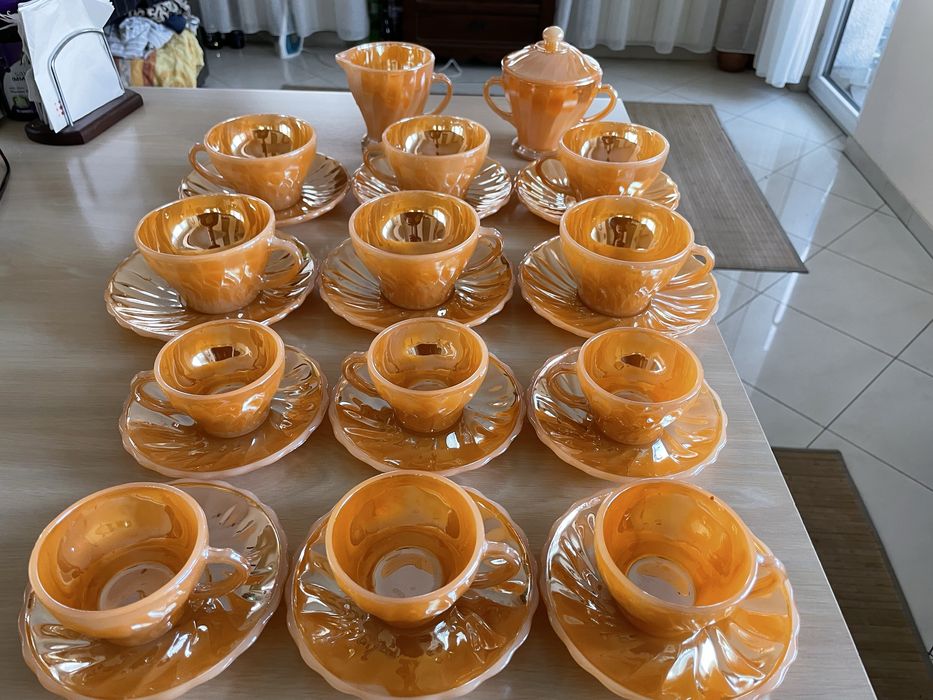 Винтидж сервиз от стъкло на Anchor Hocking