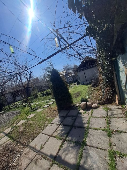 Кушкургонда ховли уй сотилади