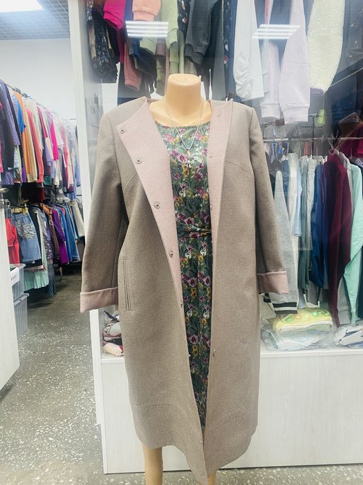 Женское пальто .