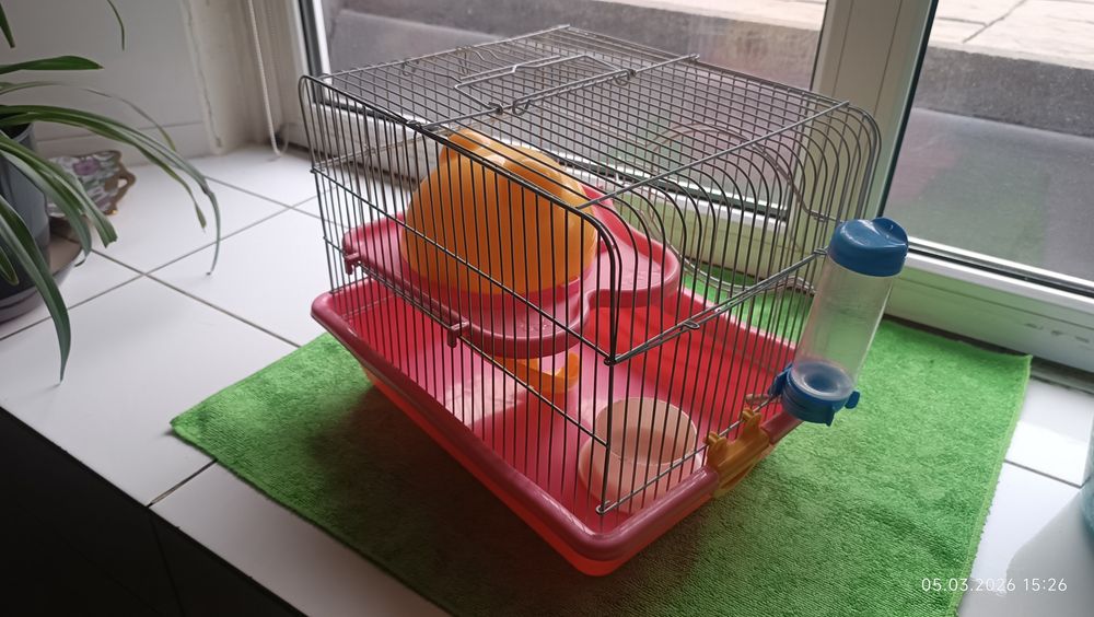 Продаю клетку для хомяка