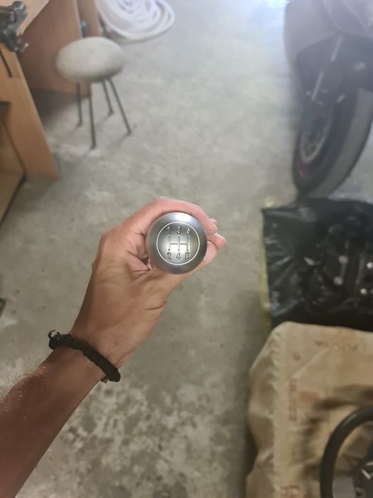 Продавам си алуминиева топка за Алфа Ромео