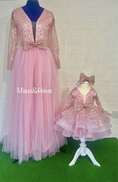 Еднакви рокли мама и бебе