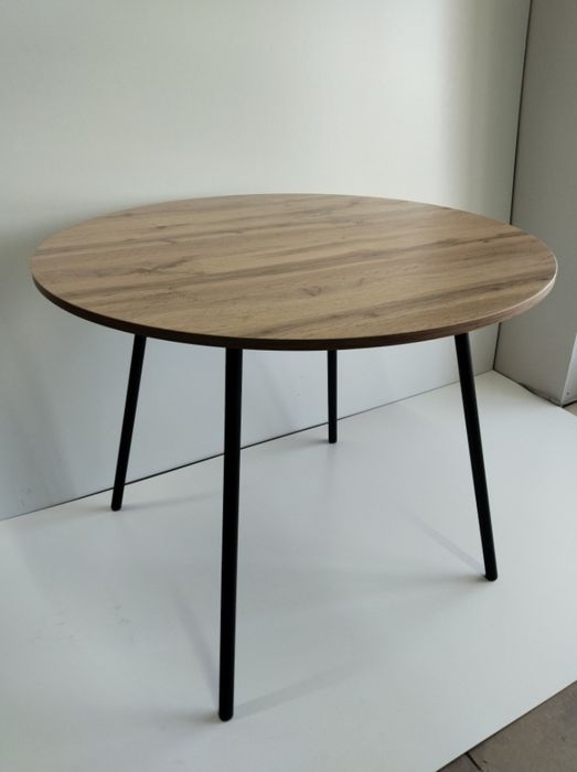 Продам стол круглый новый