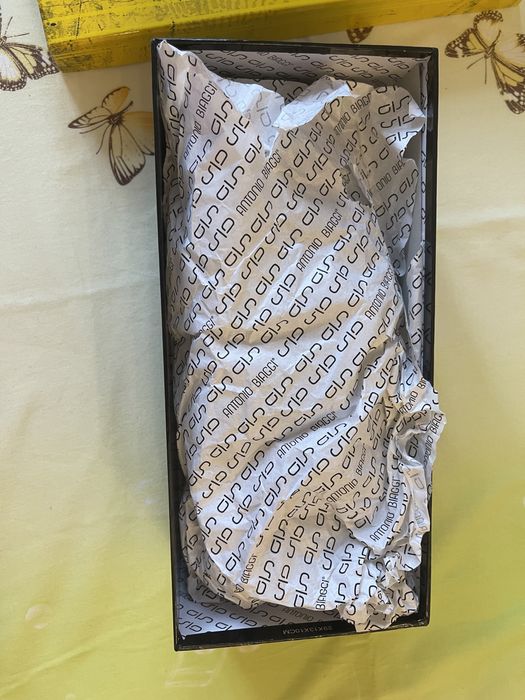 Продам лоферы женские