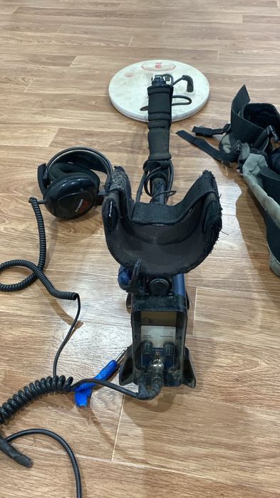 Продам металоискатель minelab GPX 5000