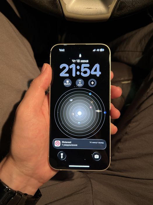Продам iphone 13