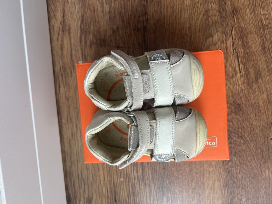 Сандали за прохождане Biomecanics