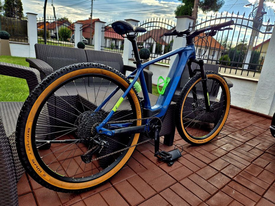 Bicicleta electrica CUBE 29 625Wh~BoschCX~Furca Rock Shox Aer~1x12