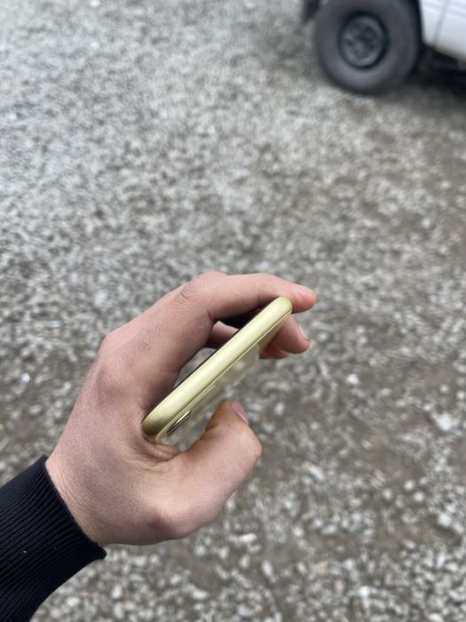 Iphone 11 zo’r holatda