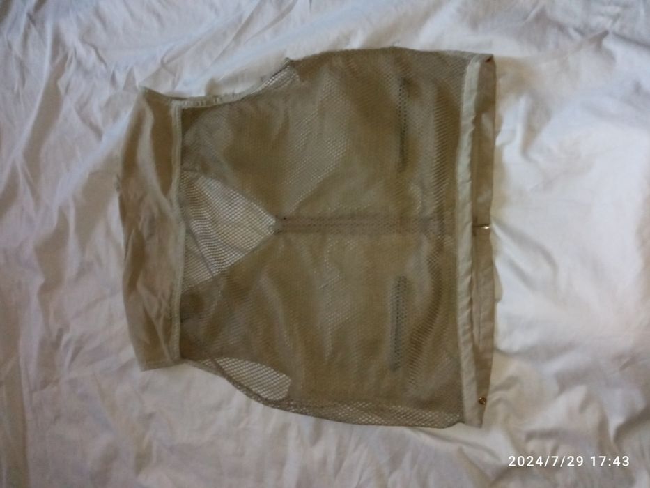 жилетка в хорошем состоянии