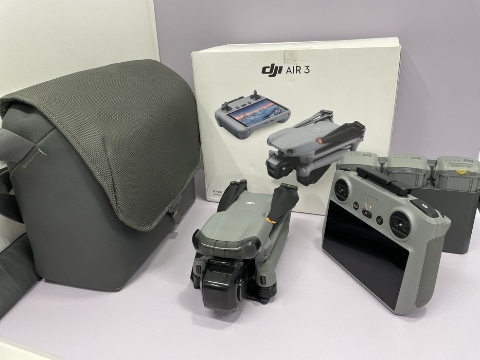 Дрон DJI Air 3 Fly More Combo (RC-2) / #СР72181