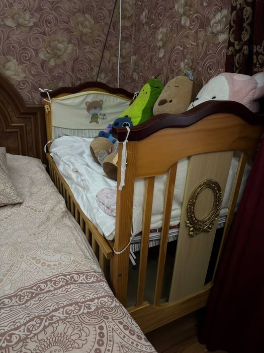 Детский манеж, кровать,  почти новое