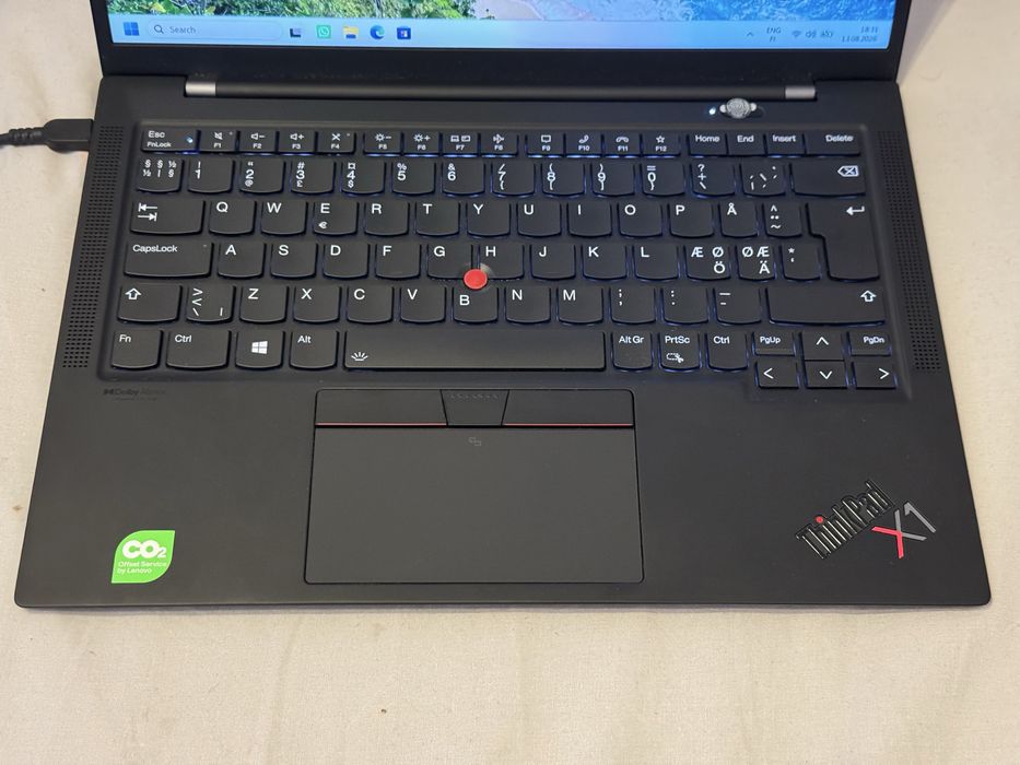 Lenovo ThinkPad X1 Carbon Gen 9 Intel I7 gen 11