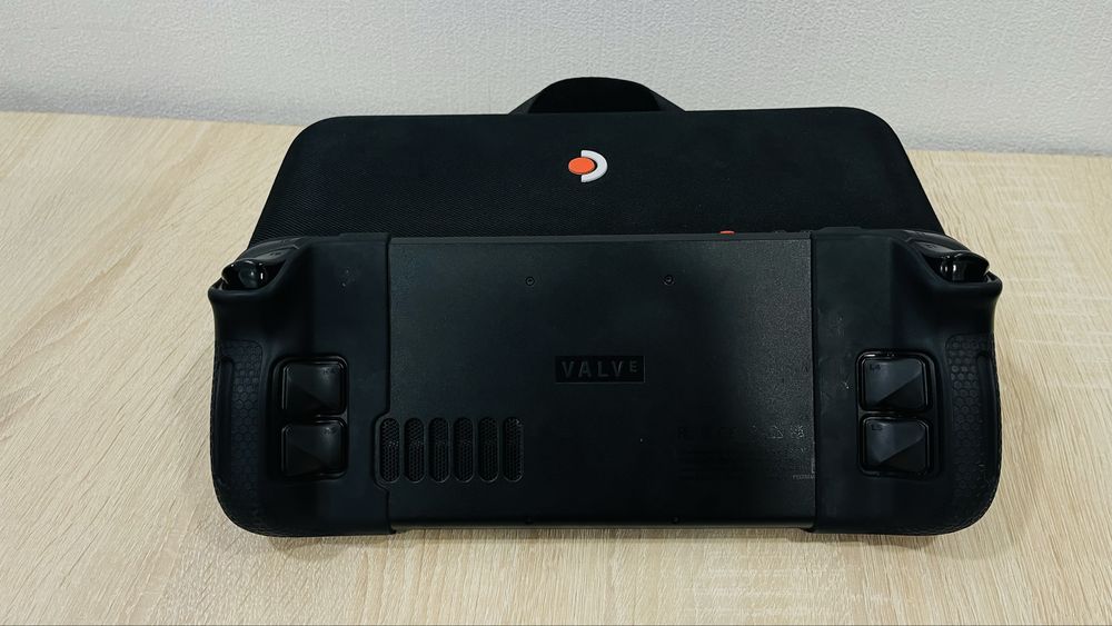 Продам Steam Deck OLED 1TB.