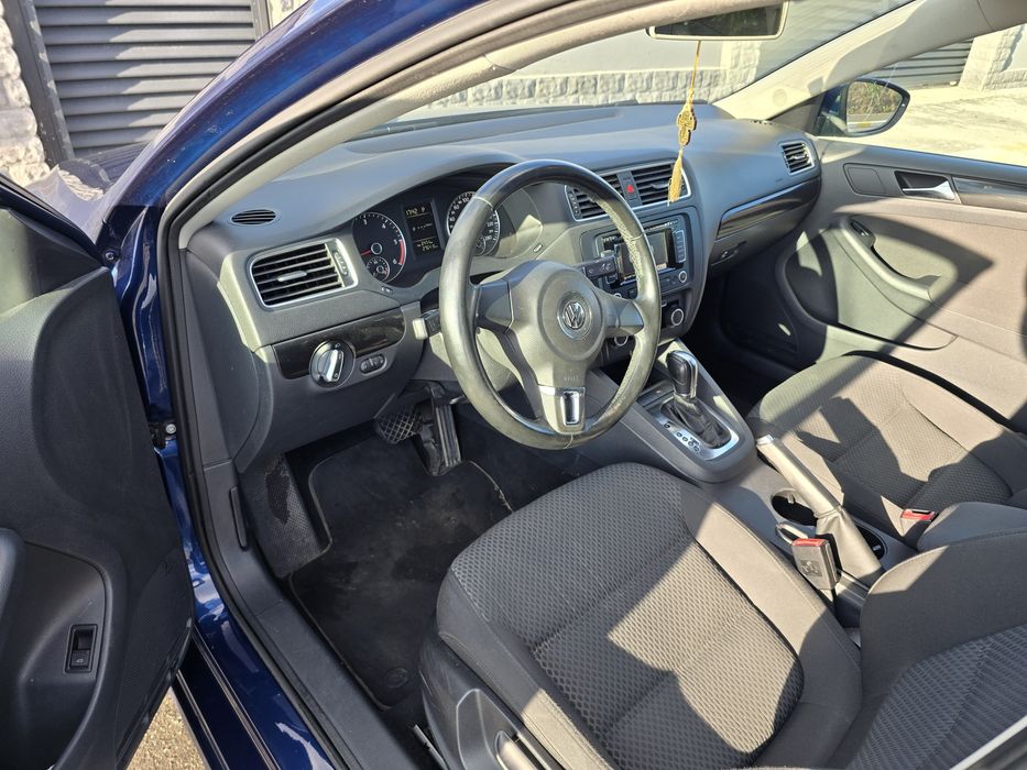 Volkswagen Jetta DSG-7 2012 EURO 5
