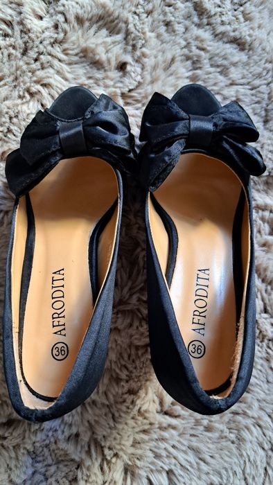 Pantofi marimea 36