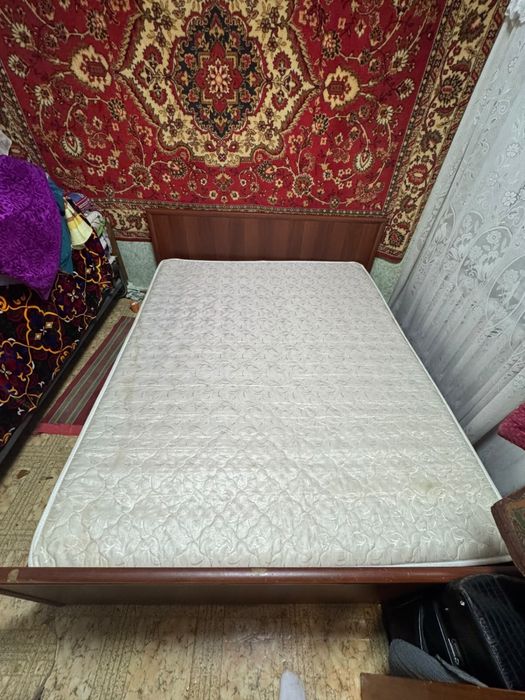 Двухспальная кровать+матрас