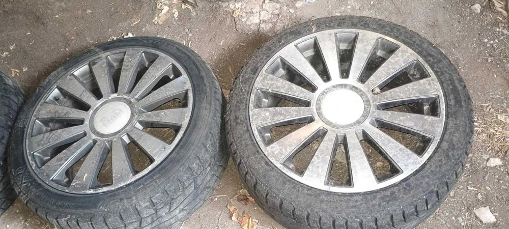 19-ки джанти с гумите .