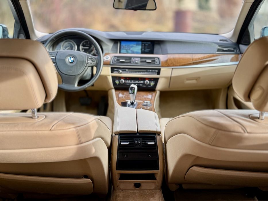 BMW 5 Series 2011 — imagine 2