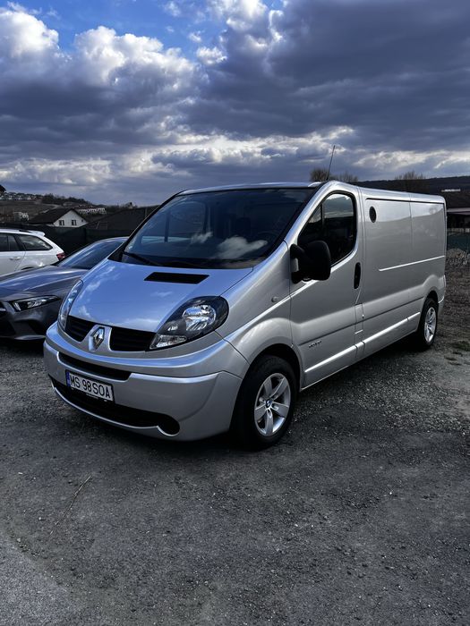 Renault Trafic 2.5, an 2012, impecabil