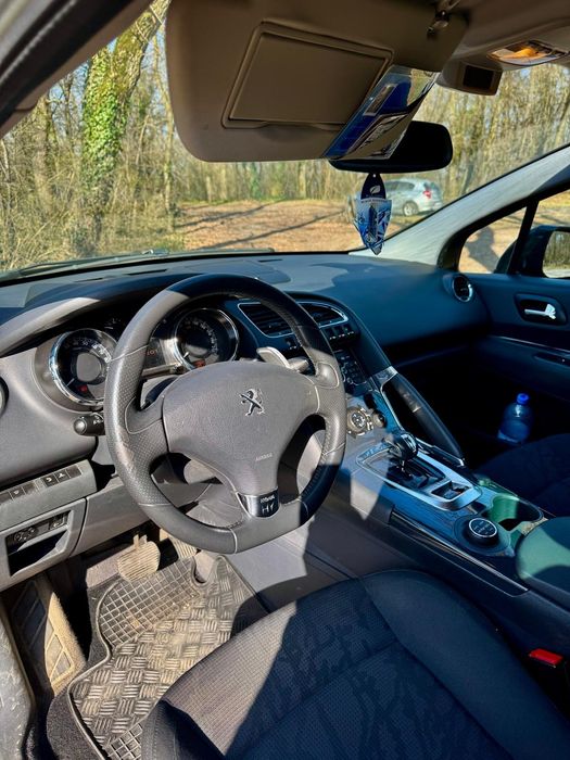 Peugeot 3008 4x4 Hibrid HY4