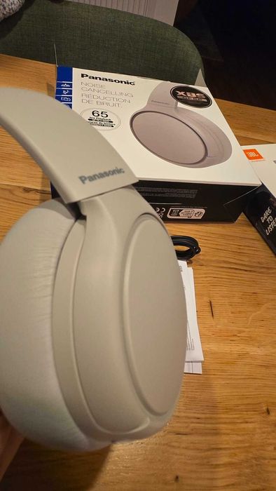 Căști Wireless Over-Ear Panasonic RB-M600B cu ANC – Full Box, Impecabile
