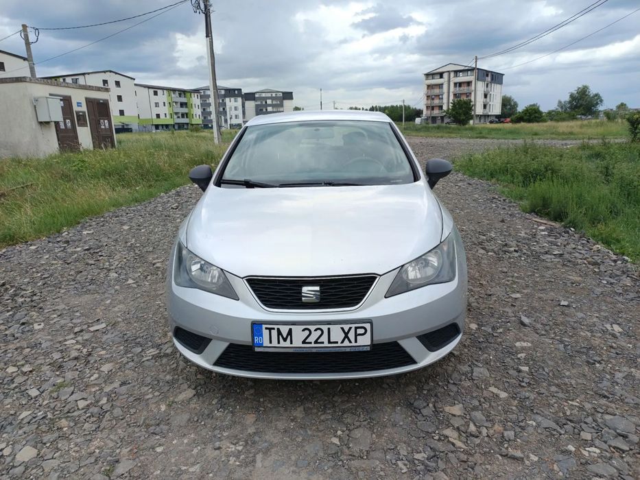 Seat Ibiza 2014 benzină, 4.526 € — imagine 2