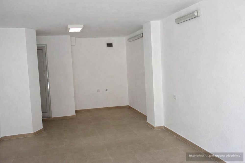 Дава се под наем Магазин в Пловдив, Каменица 2 - 38 кв.м за 298.86 € - Снимка #1