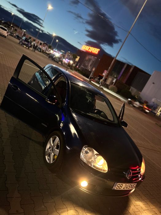 VÂND Volkswagen Golf 5