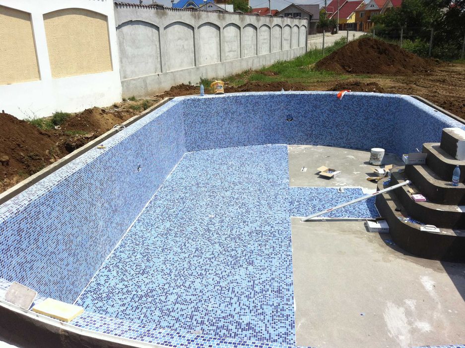 Placare Liner si Renovare Piscine | Aquatis, 20 ani experienta