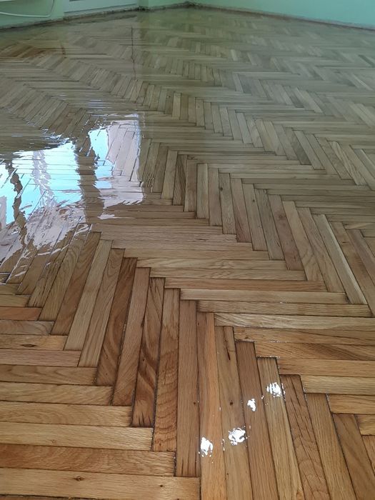 Raschetare parchet masiv si montaj