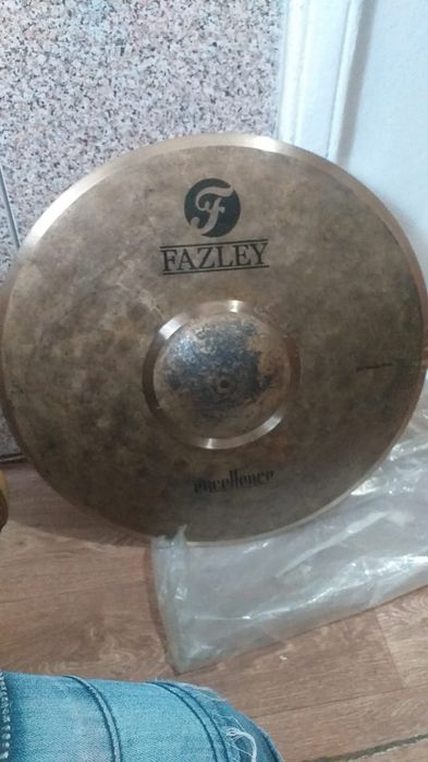Vând cinel nou marca Fasley de 22" țoli