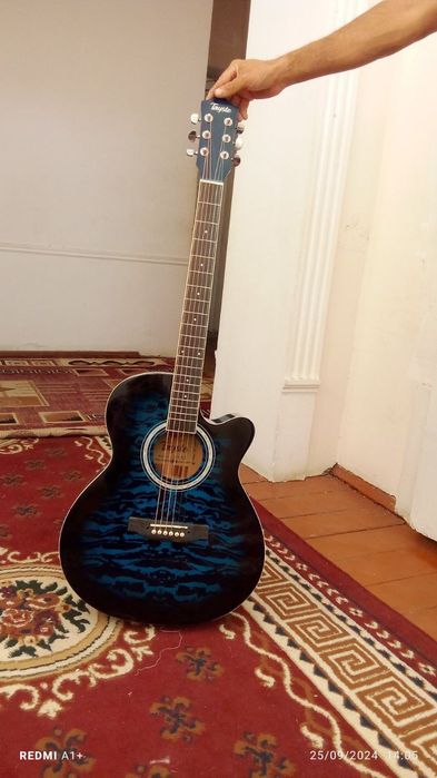 gitara yangi hali 2 oy bomadi ishlatilmagan