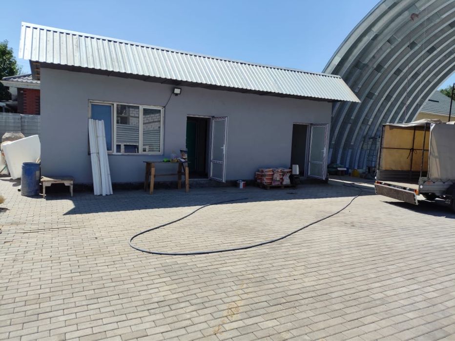 Сдам в вренду  отапливаемый ангар