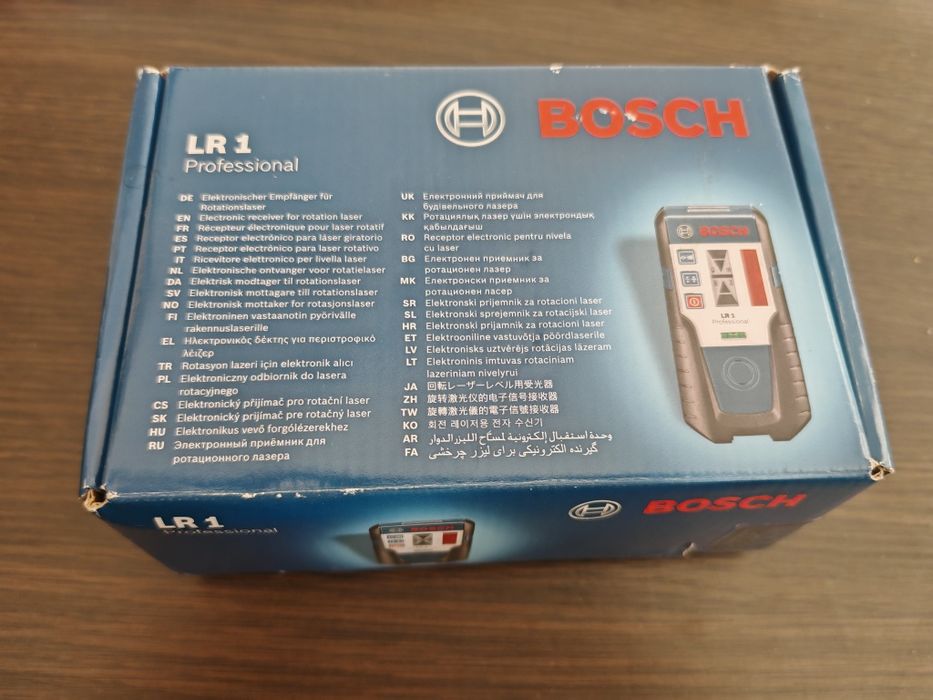 Receptor electronic pentru nivelă cu laser