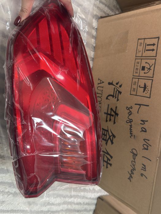 Haval M6 левая задняя фара