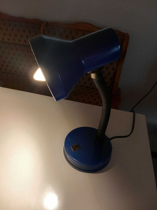 Lampa pentru birou albastra bec led