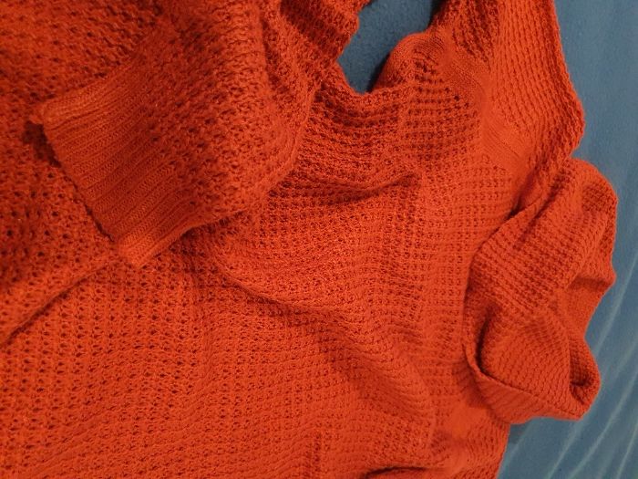 Pulover caramiziu
