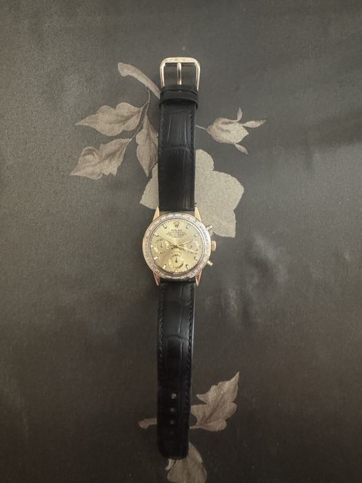 Золотые часы Rolex