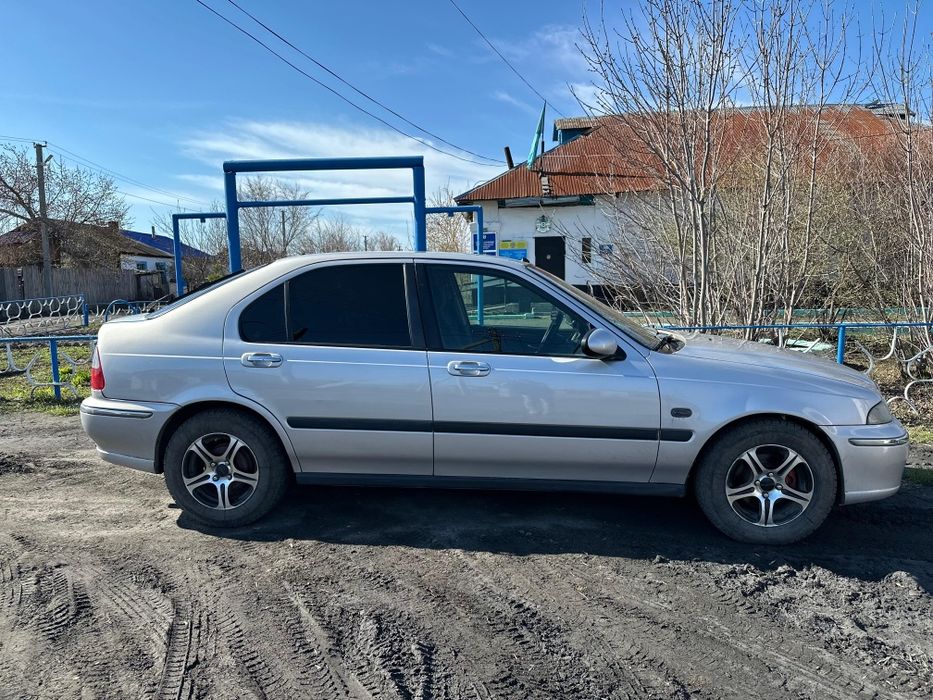 Продам машину ровер 45