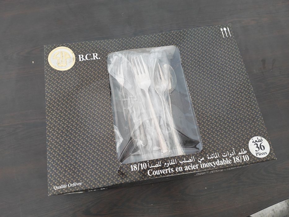 Комплект прибори за хранене B.C.R. от 36 части