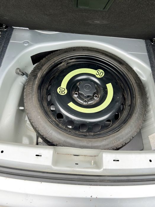 Audi A4 B8 на части 2.7tdi седан автомат