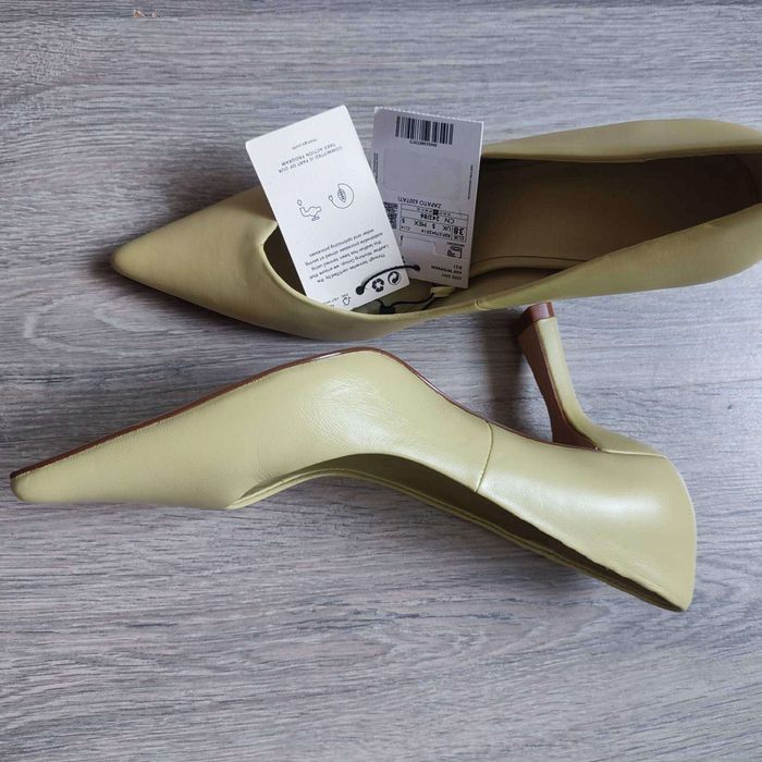 Дамски сандали и обувки Mango