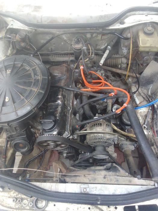 Audi 100c3 srochno sotiladi